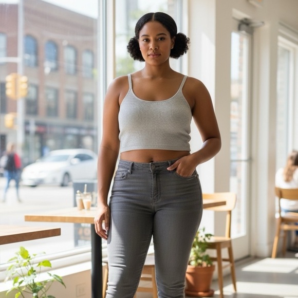 Old Navy Tops - Old Navy Women's Cream Crop Tank Top